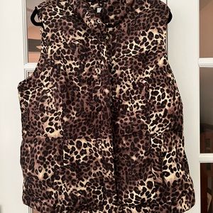 Charter club women 2X, leopard puff vest